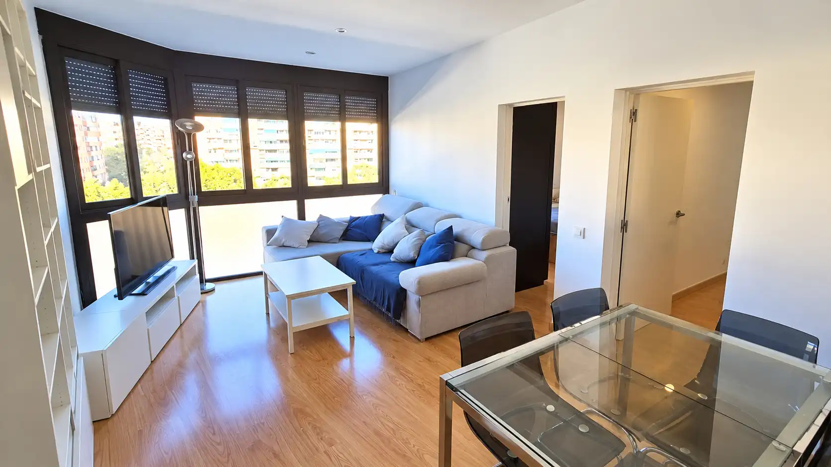 Sala d'estar de Pis en venda en Barcelona amb Aire condicionat, Calefacció i Parquet