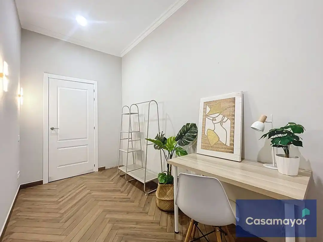 Wohnung zum Verkauf in Alicante / Alacant mit Klimaanlage, Heizung und Balkon