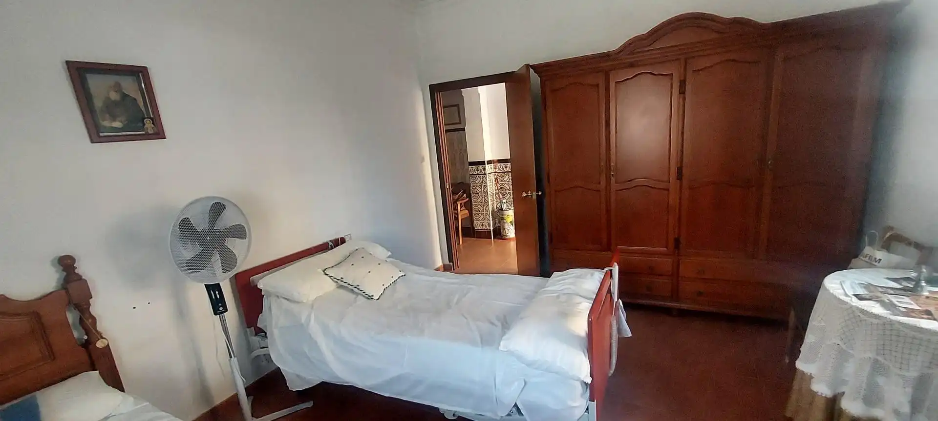 Casa amb terrassa en venda a Centro - Doña Mercedes, imagen 3