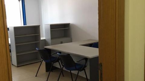 Foto 2 de Oficina en venda a Calle Espingarda, San Jerónimo - La Bachillera,  Sevilla Capital