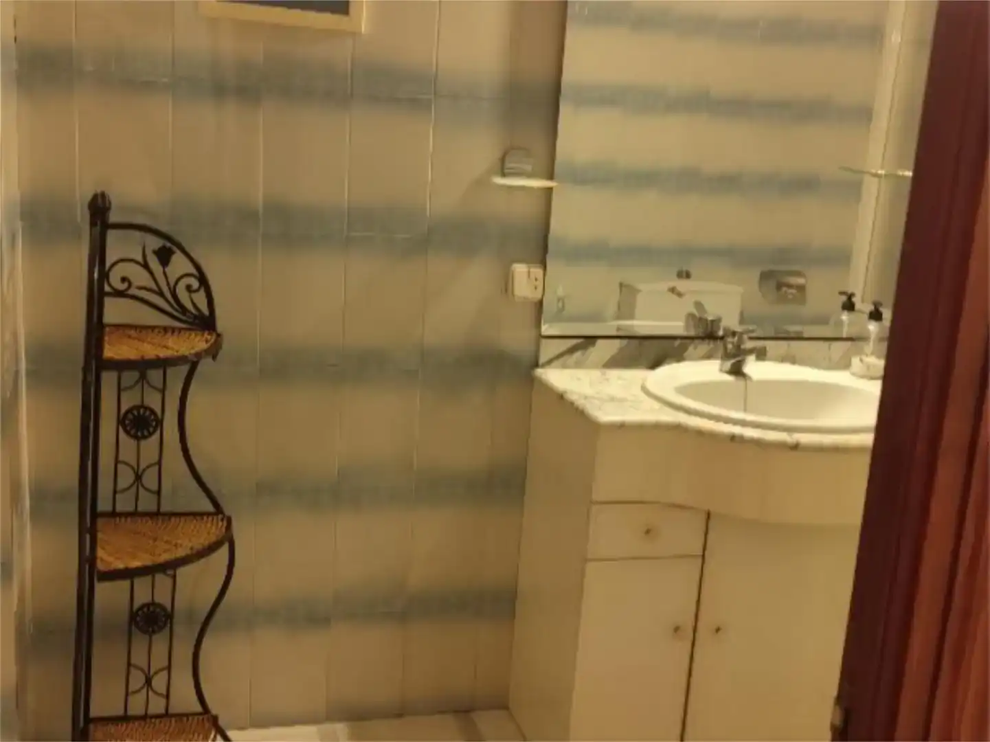 Baño de Piso en venta en Castellar, Jaén