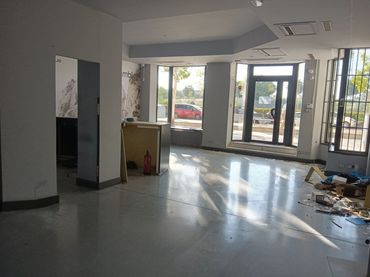 Local comercial en alquiler en Avenida Europa