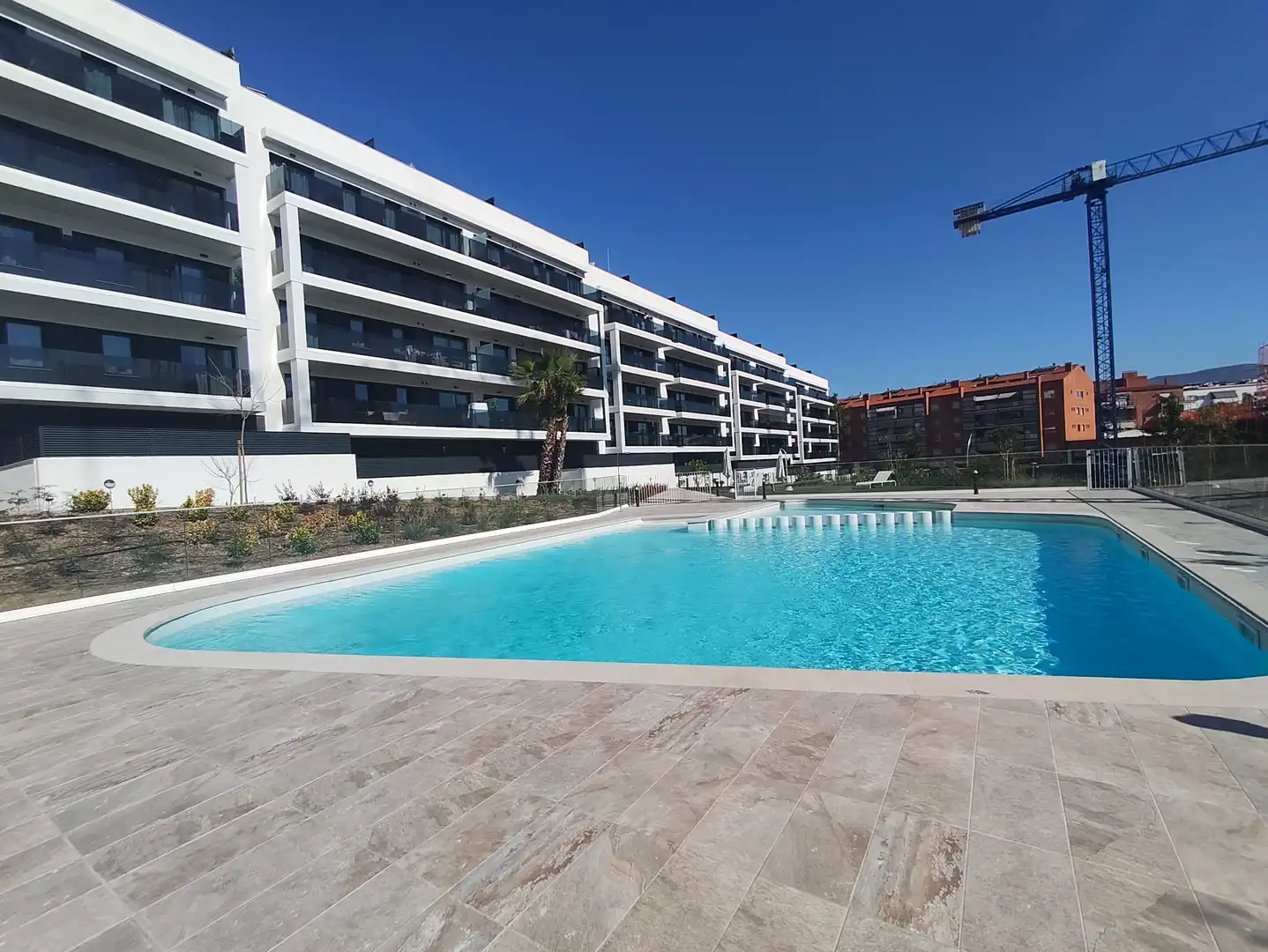Piscina de Piso de alquiler en Abrera con Aire acondicionado, Calefacción y Jardín privado