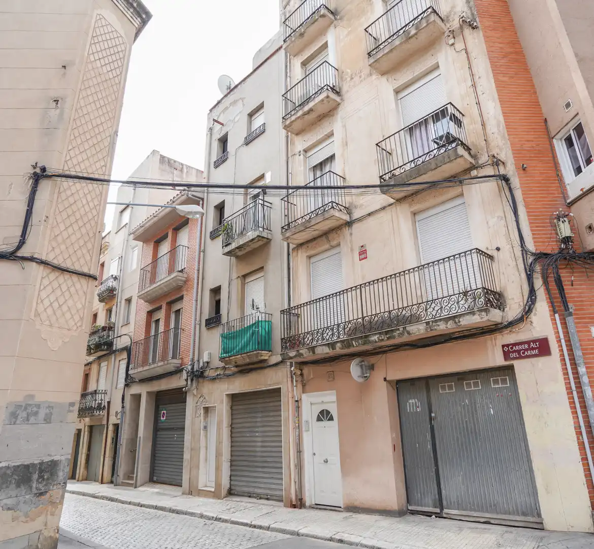 Exterior view of Flat for sale in Reus  with Parquet flooring, Balcony and Alarm