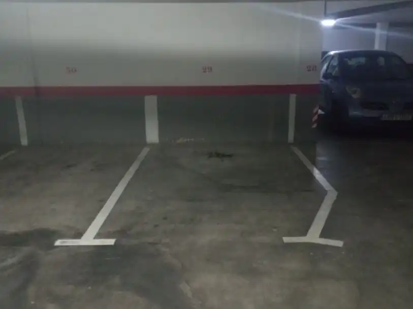Parking of Garage for rent in Valencia