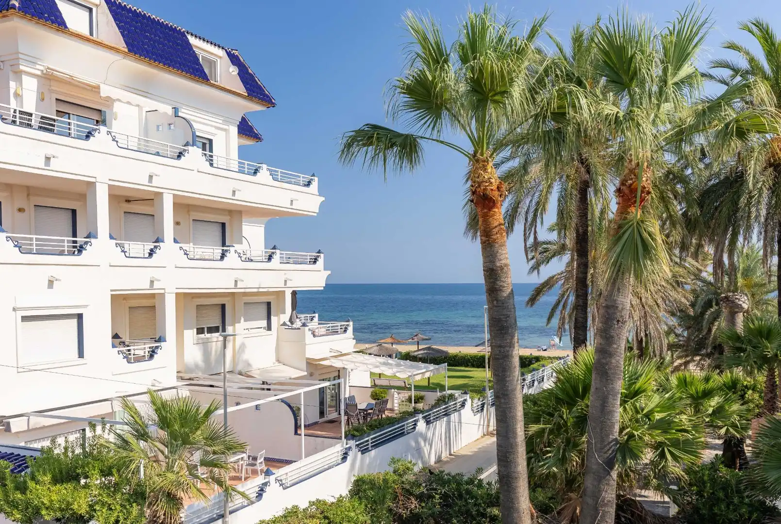Außenansicht von Haus oder Chalet zum Verkauf in Dénia mit Klimaanlage, Heizung und Privatgarten