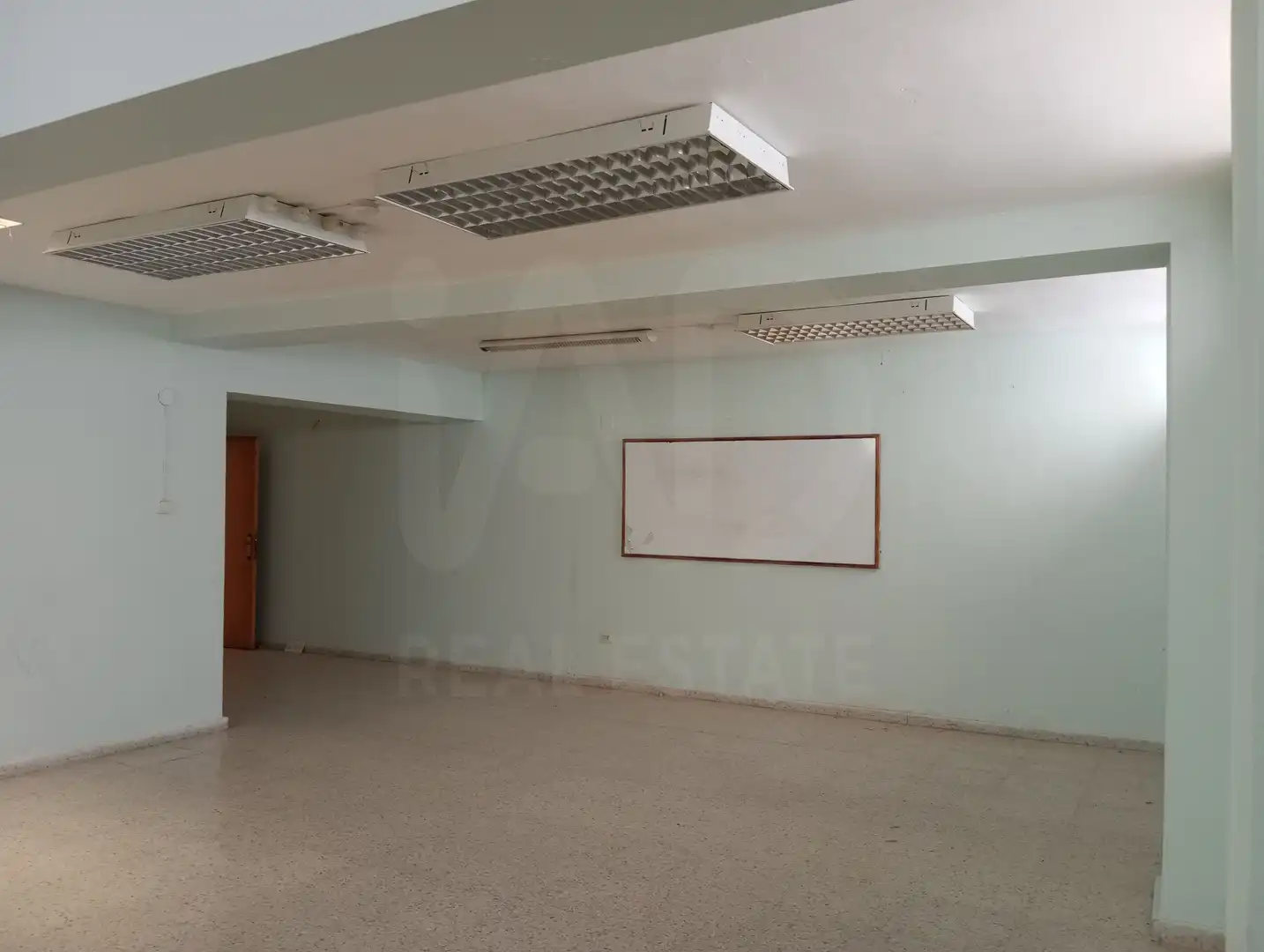 Local comercial en venda a Avenida Regimiento de Galicia 15 15, imagen 3