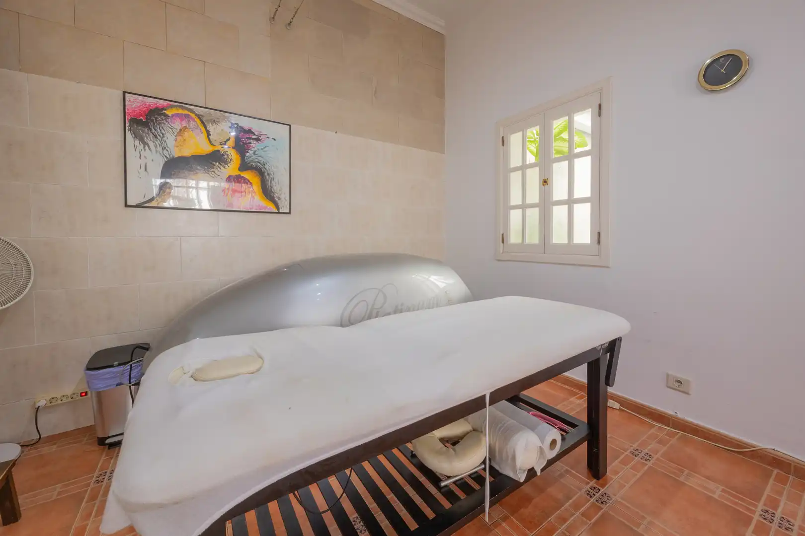 Habitación de Local en traspaso en Telde con Alarma