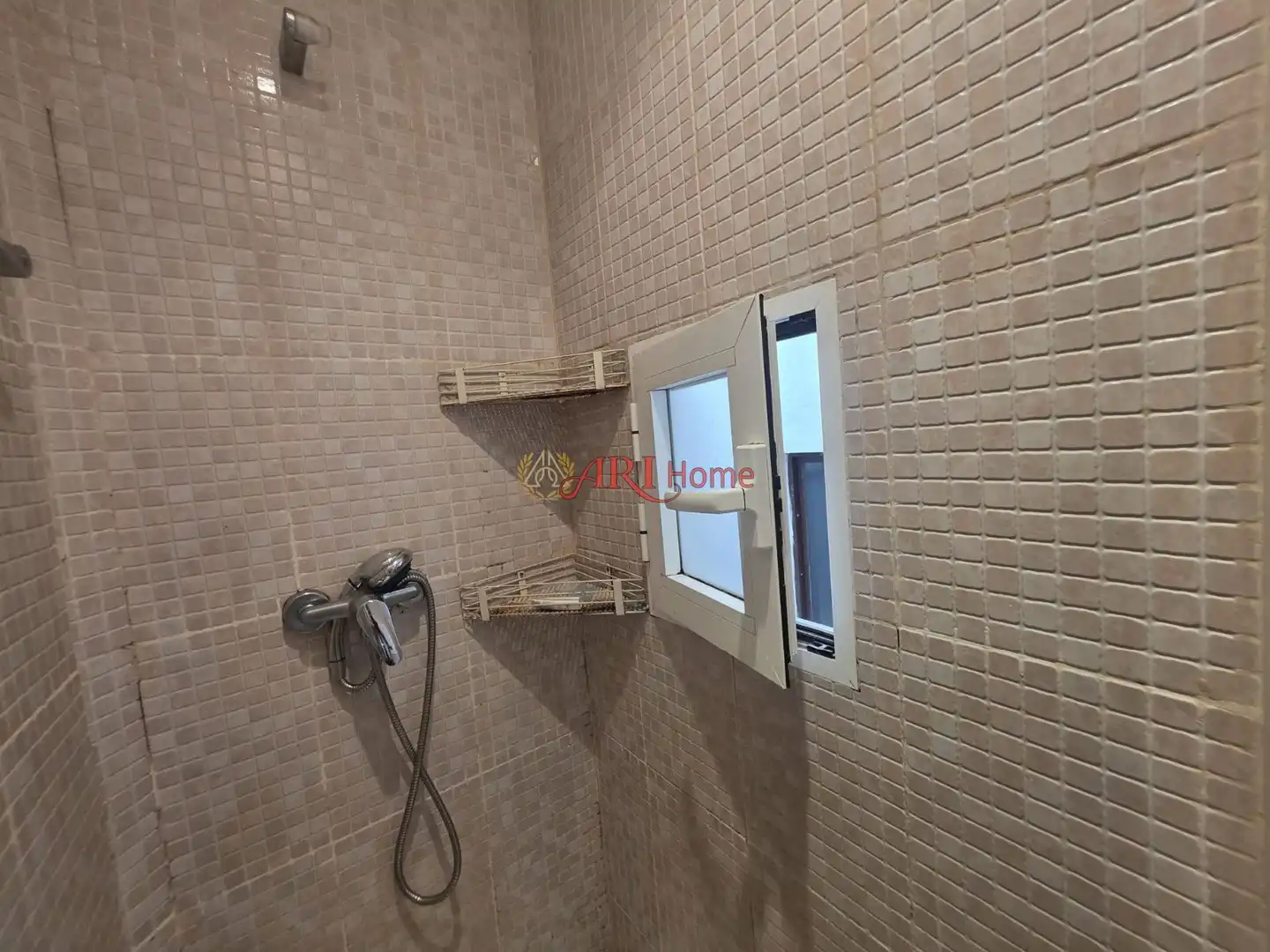 Bathroom of Flat for sale in Madrid  with Heating