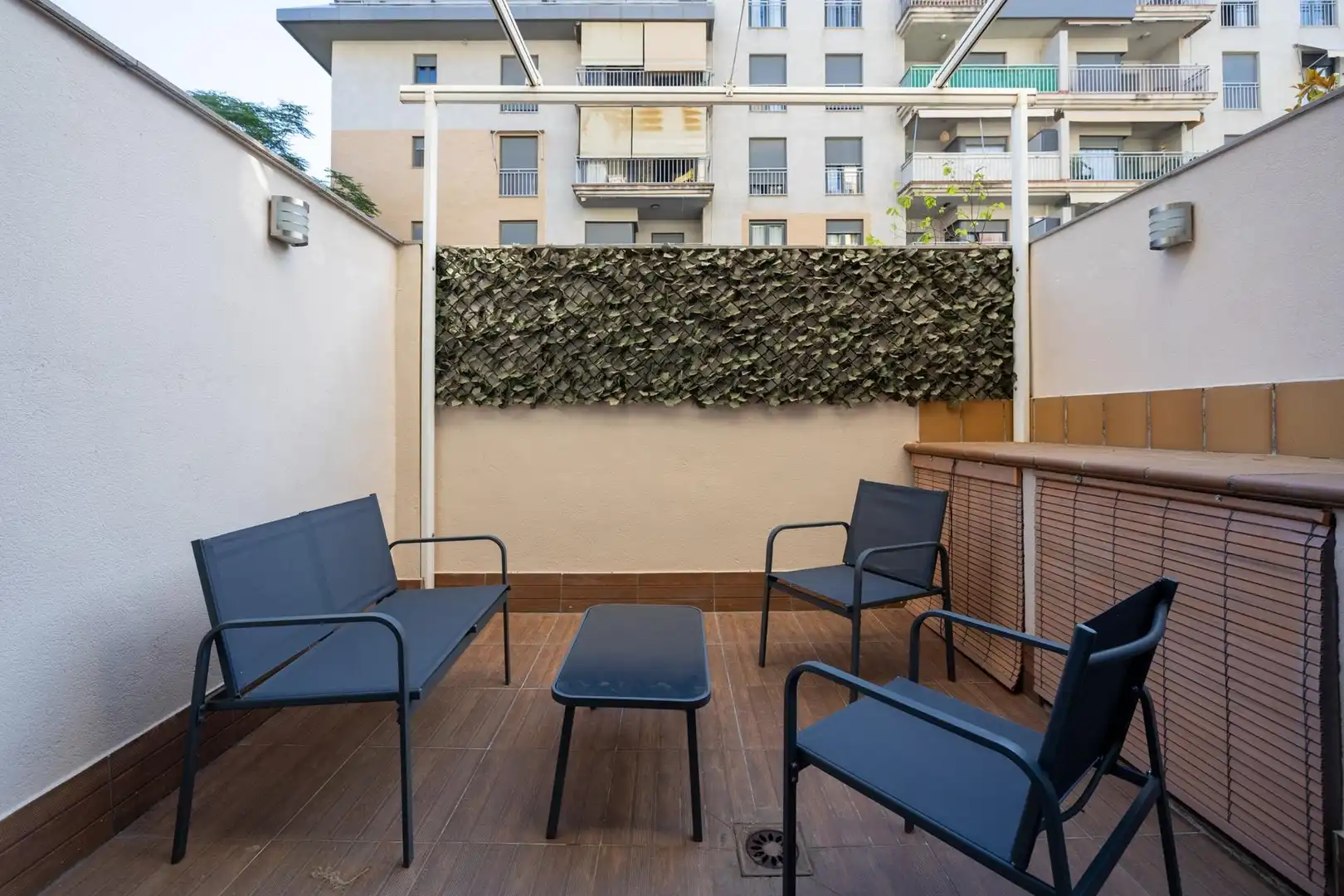 Terrassa de Apartament en venda en Granada amb Aire condicionat, Calefacció i Jardí privat