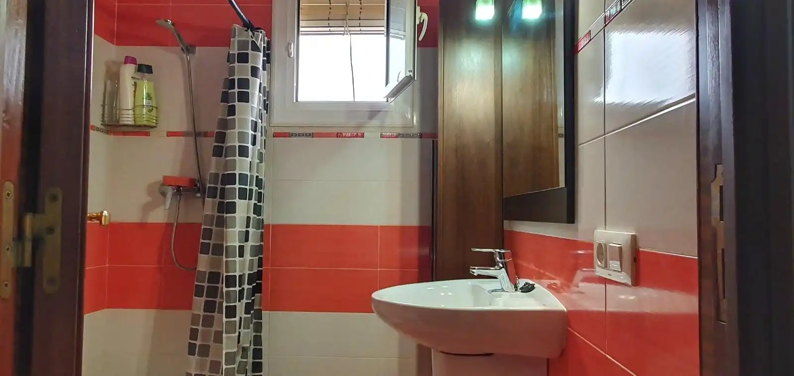 Baño de Piso en venta en San Vicente del Raspeig / Sant Vicent del Raspeig con Aire acondicionado, Amueblado y Balcón