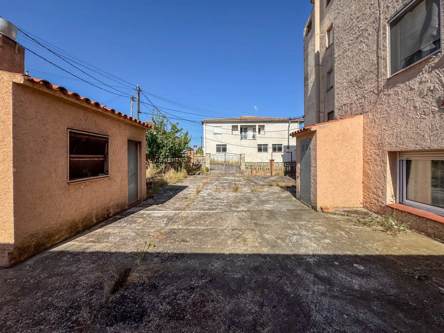 Exterior view of Commercial properties for sale in Vimbodí i Poblet  with Heating