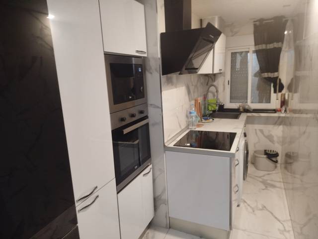 Piso en Venta en Calle Pintor Antonio Amorós, 8 en Juan XXIII