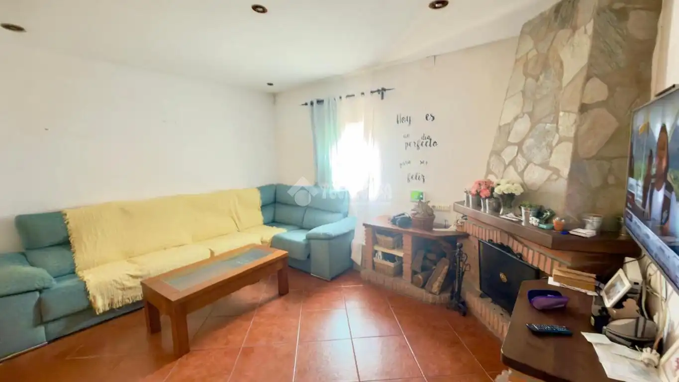 Sala d'estar de Casa o xalet en venda en Los Barrios amb Aire condicionat, Calefacció i Terrassa
