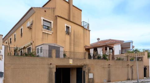Photo 3 of Single-family semi-detached for sale in Montemar, Torremolinos