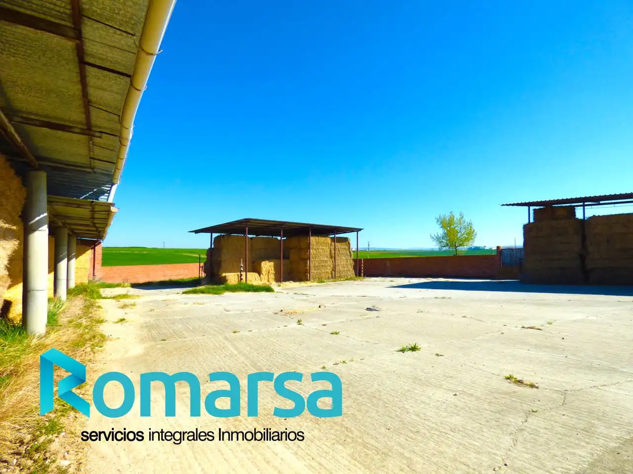 Industrial buildings for sale in Crespos, Ávila
