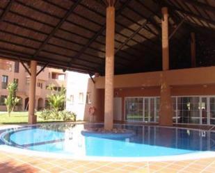 Piscina de Apartament de lloguer en Estepona amb Aire condicionat, Terrassa i Piscina