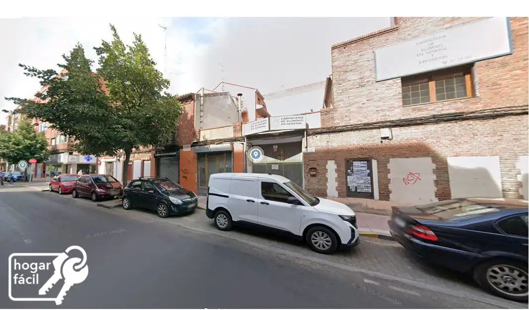 Vista exterior de Edifici en venda en Valladolid
