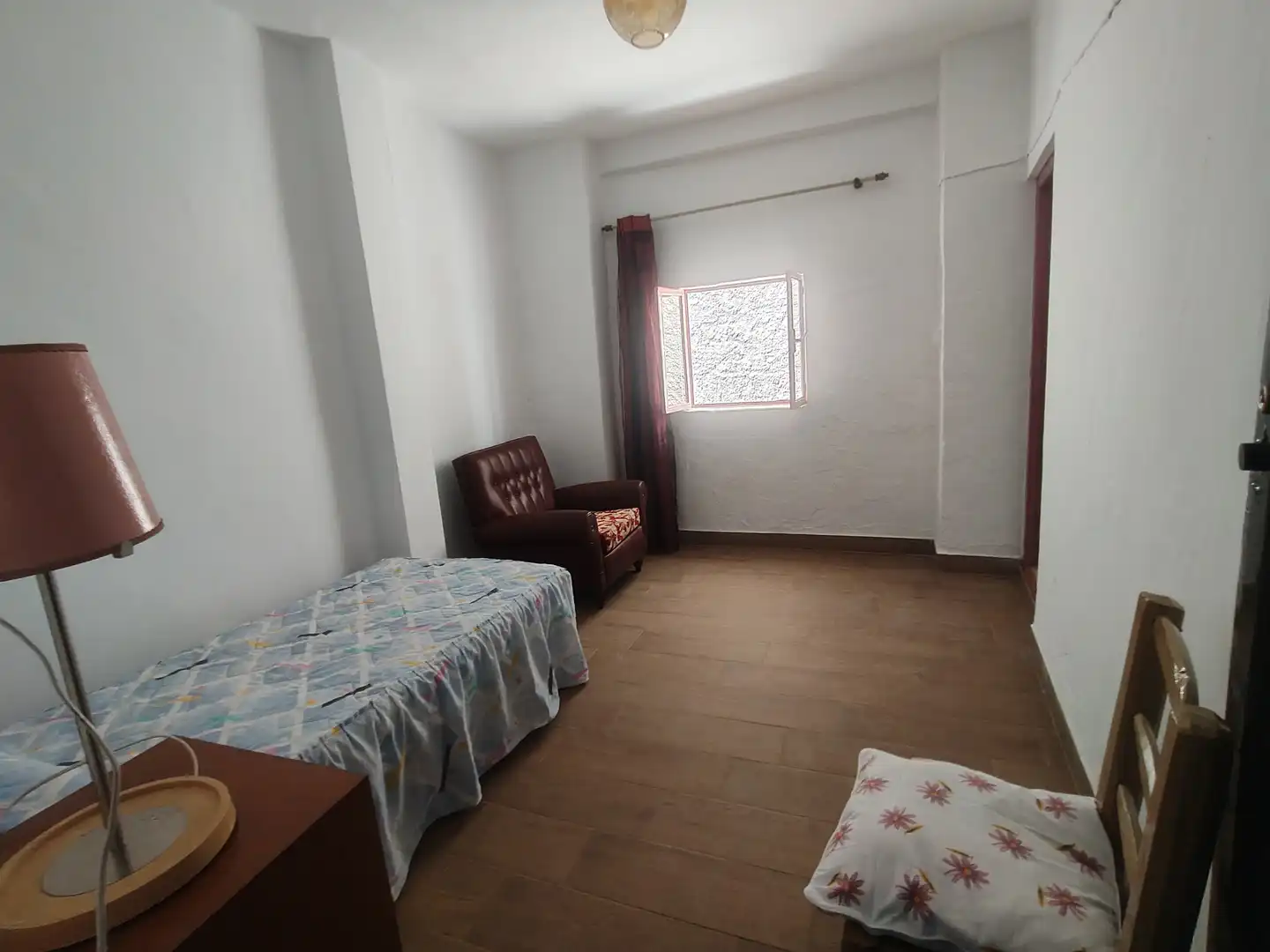 Dormitori de Casa o xalet en venda en Baza amb Moblat