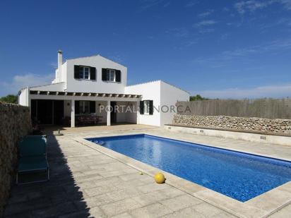 Vista exterior de Finca rústica en venda en Maó amb Calefacció i Piscina