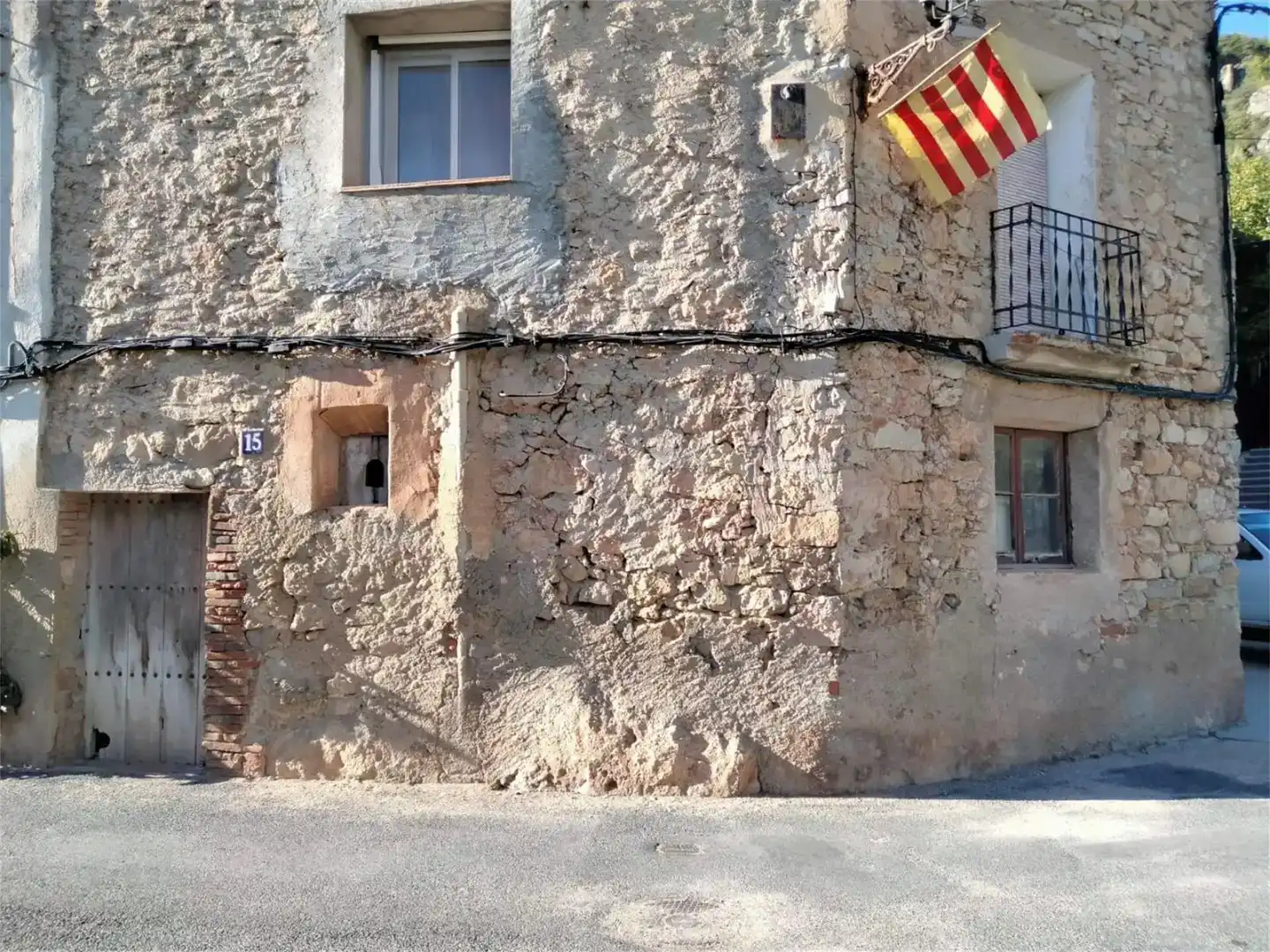 Vista exterior de Local en venda en Arbolí, Tarragona