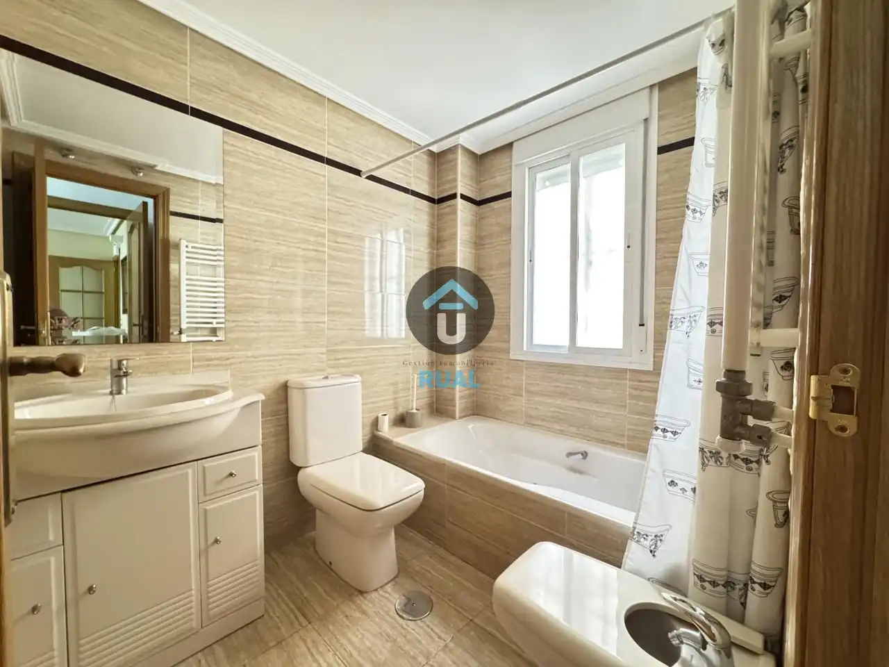 Badezimmer von Wohnung zum Verkauf in Talavera de la Reina mit Heizung, Terrasse und Abstellraum