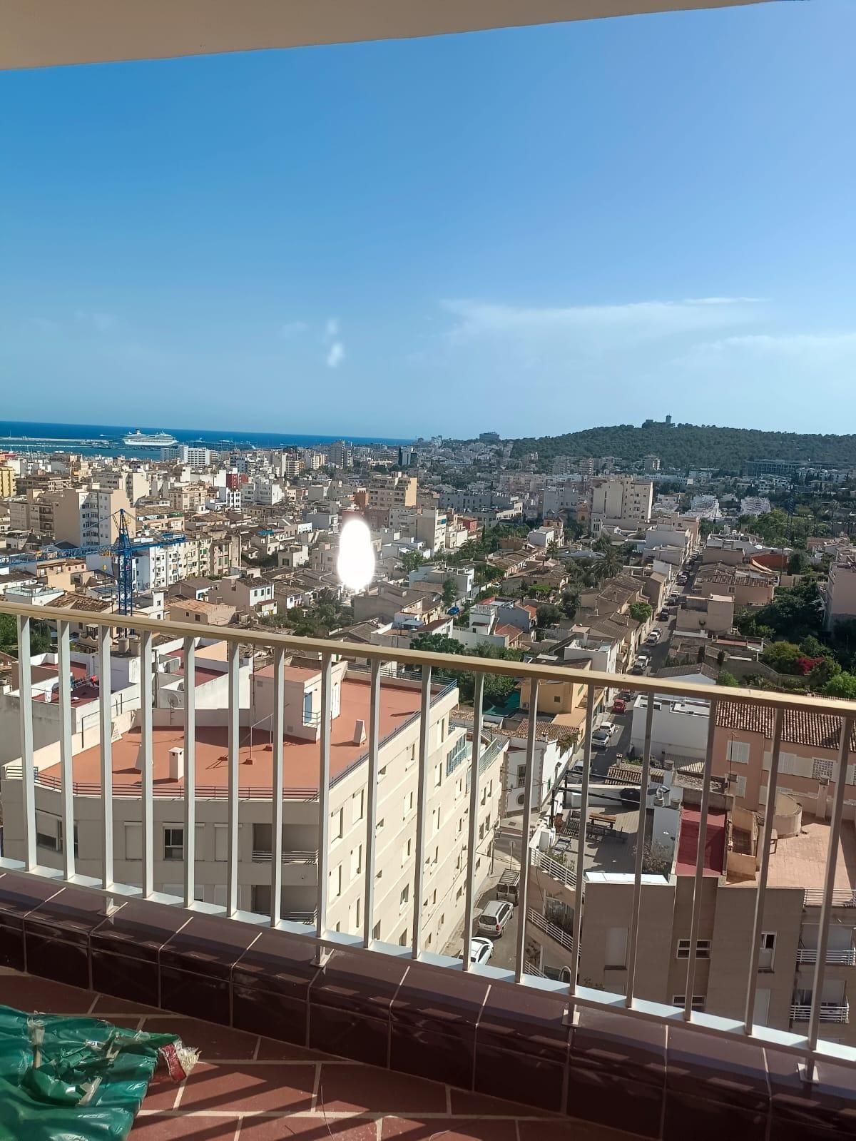 Exterior view of Attic for sale in  Palma de Mallorca  with Air Conditioner, Terrace and Storage room