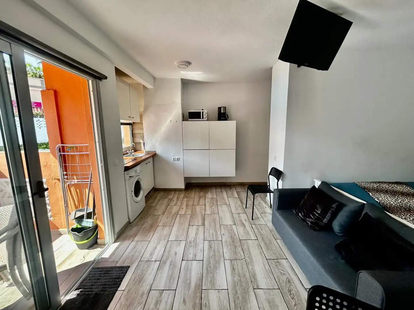 Cocina de Estudio de alquiler en Puerto de la Cruz con Terraza, Amueblado y Lavadora