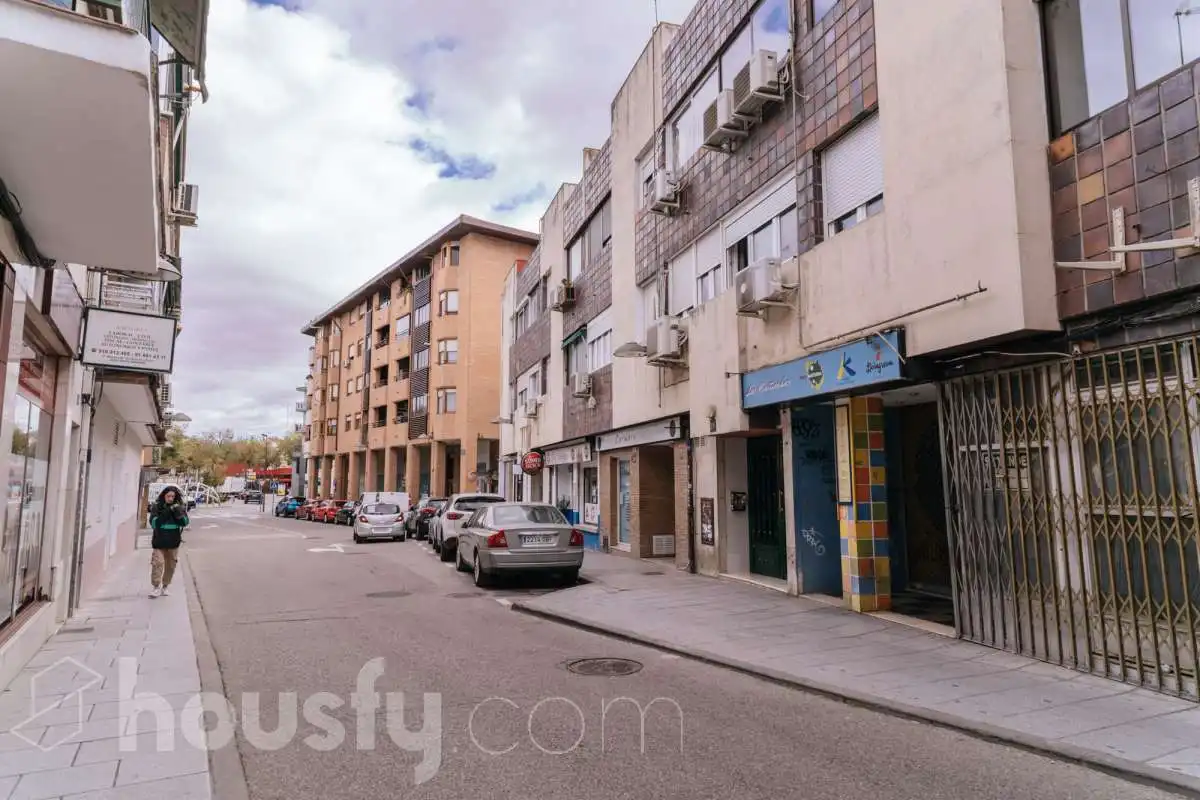 Piso de alquiler en Calle Maestra María del Rosario, Zona Centro - Ayuntamiento