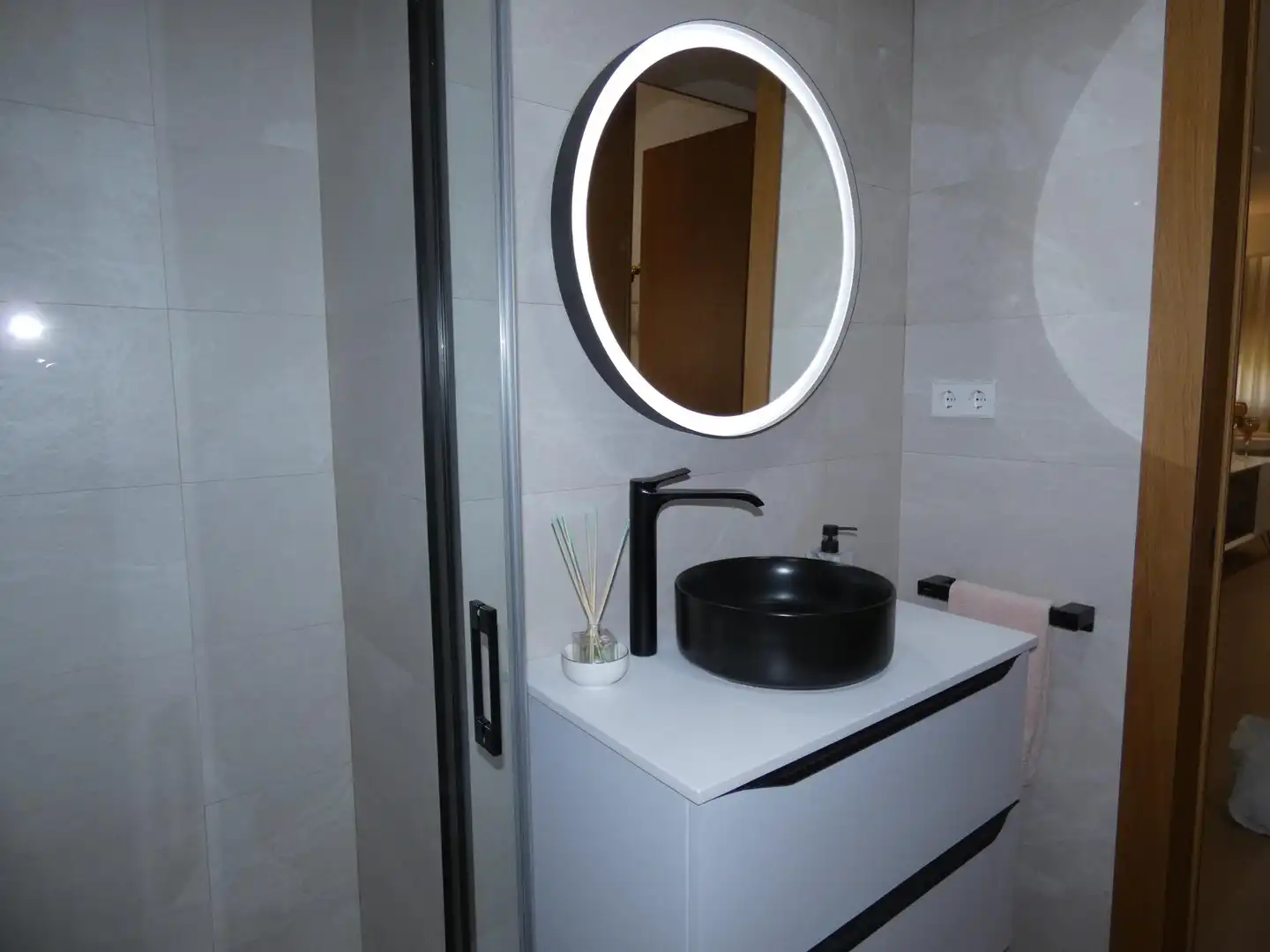 Badezimmer von Wohnung zum Verkauf in Alcantarilla mit Klimaanlage und Heizung