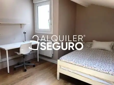 Bedroom of Flat for rent in Vitoria - Gasteiz  with Heating and Furnished