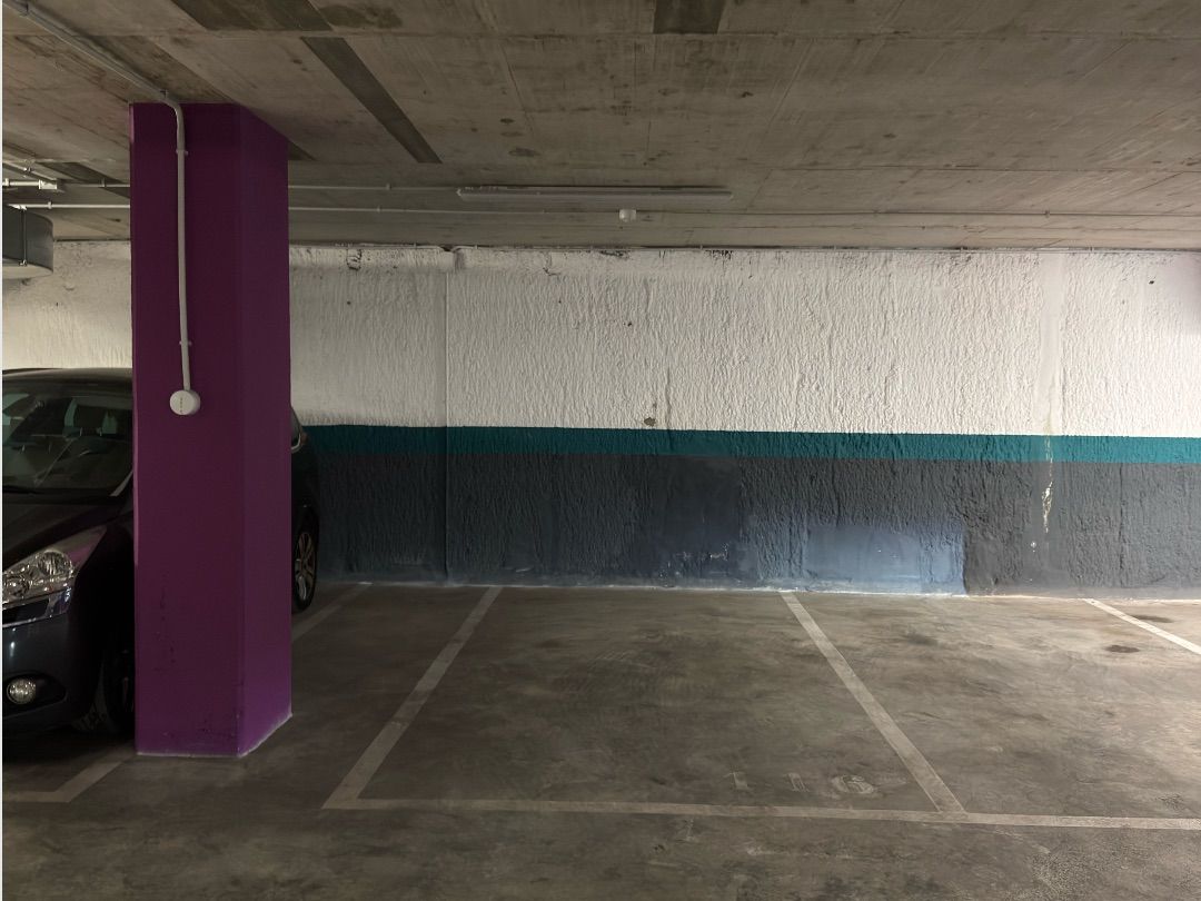 Aparcament de Garatge de lloguer en Badalona