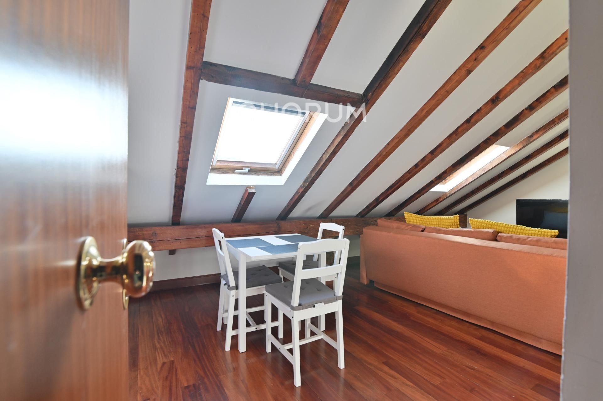 Bedroom of Flat to rent in Bilbao   with Heating and Balcony