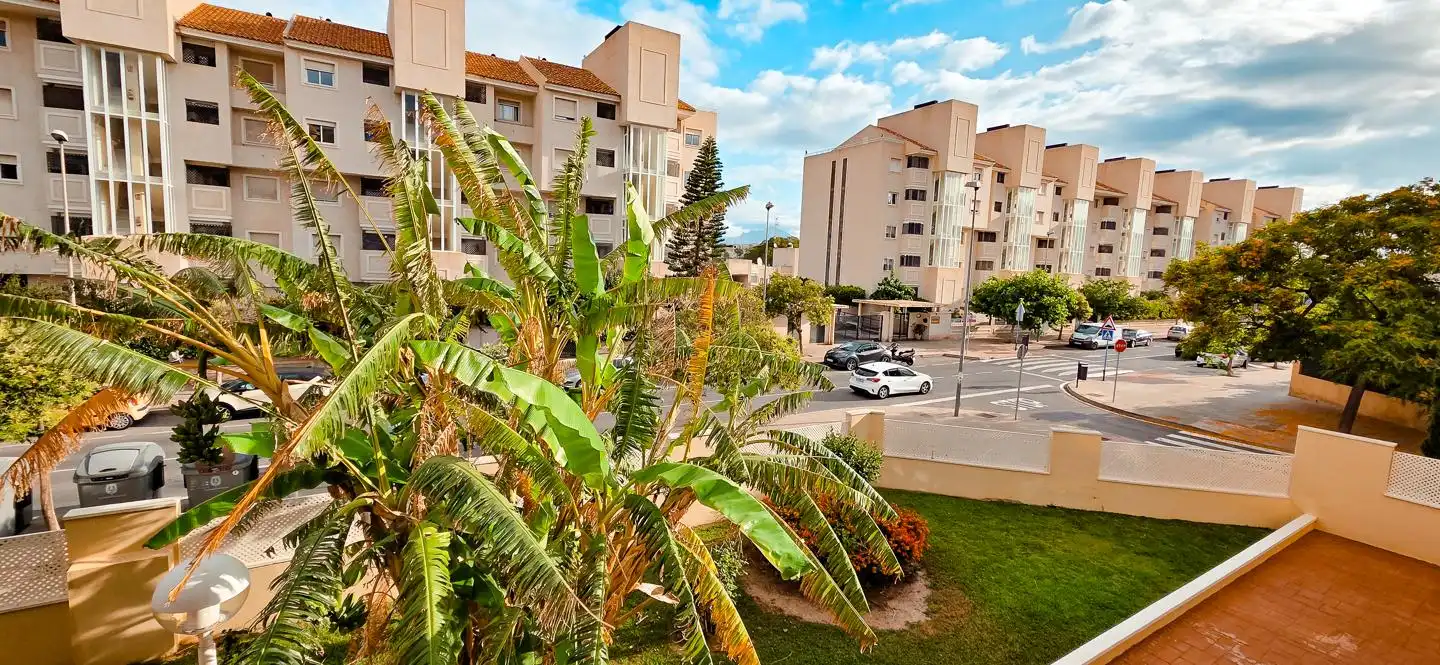 Exterior view of Flat for rent in Alicante / Alacant  with Furnished and Community pool