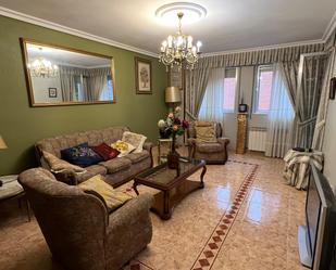 Living room of Flat for sale in Valladolid Capital  with Terrace