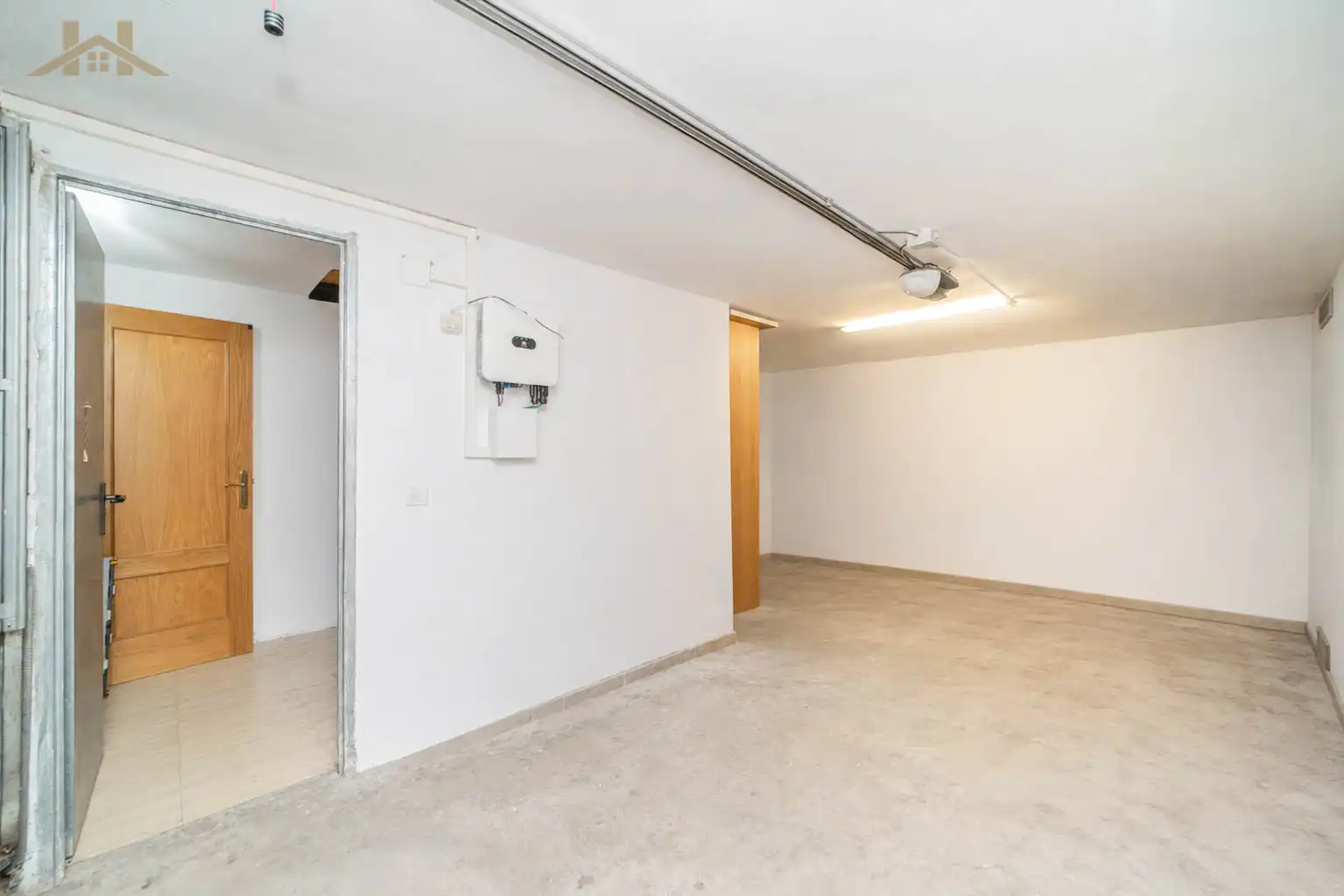Einfamilien-Reihenhaus zum Verkauf in Boadilla del Monte mit Heizung, Privatgarten und Mikrowelle