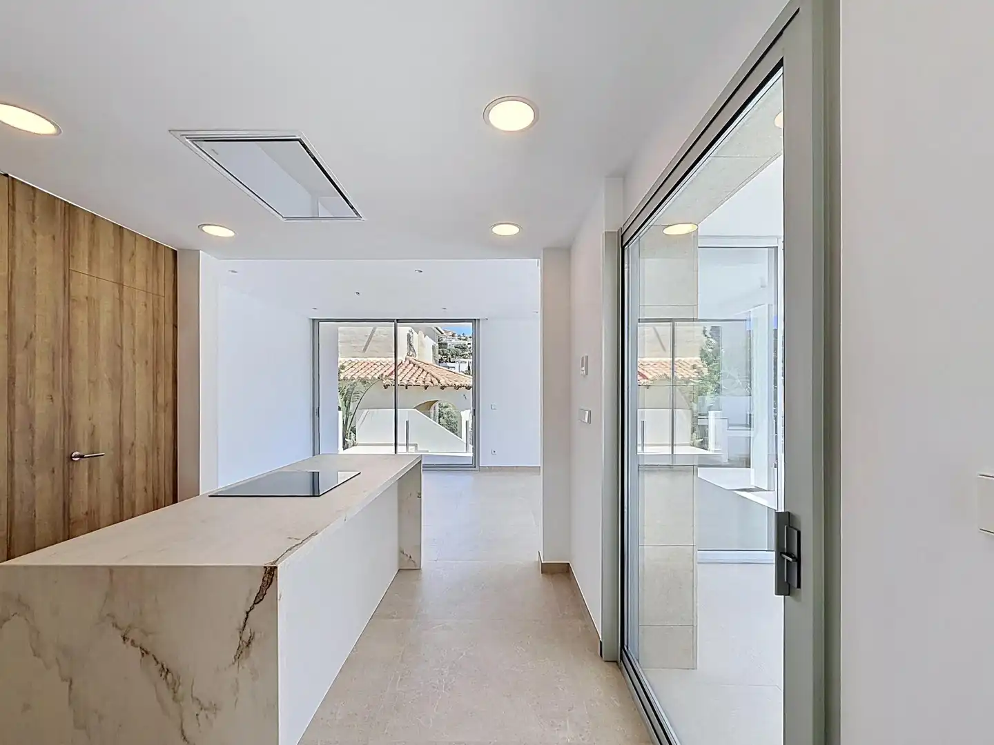Chalet con piscina en venta en Cumbre del Sol, imagen 9
