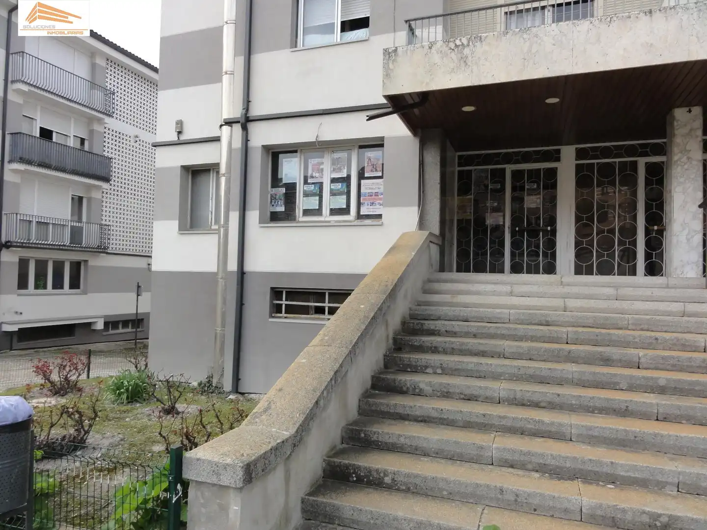 Vista exterior de Local en venta en Cuéllar