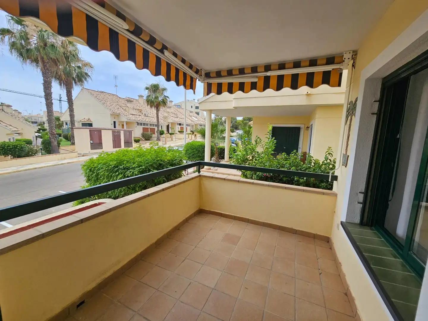 Terraza de Apartamento en venta en Orihuela con Aire acondicionado, Amueblado y Piscina comunitaria
