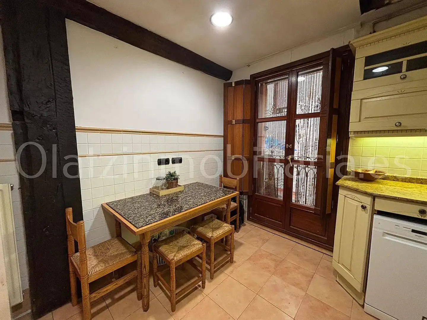 Kitchen of Flat for sale in Balmaseda  with Balcony
