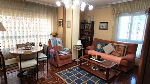 Foto 2 de Piso en venta en Calle Vitoria, Gamonal - San Bruno - G9, Burgos Capital