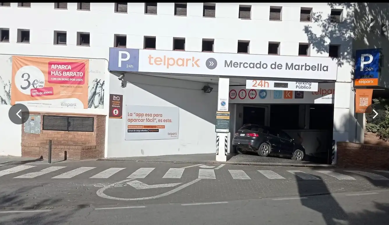 Aparcament amb ascensor en venda a Calle Jacinto Benavente, imagen 3