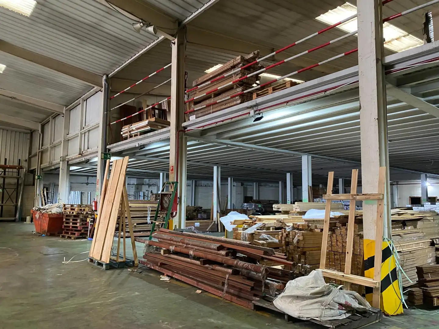 Industrial buildings for rent in Santander
