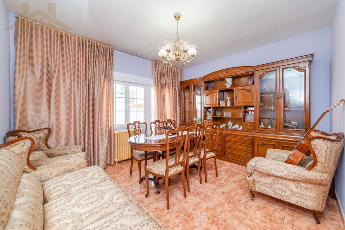 Comedor de Piso en venta en Ciempozuelos con Aire acondicionado, Terraza y Balcón