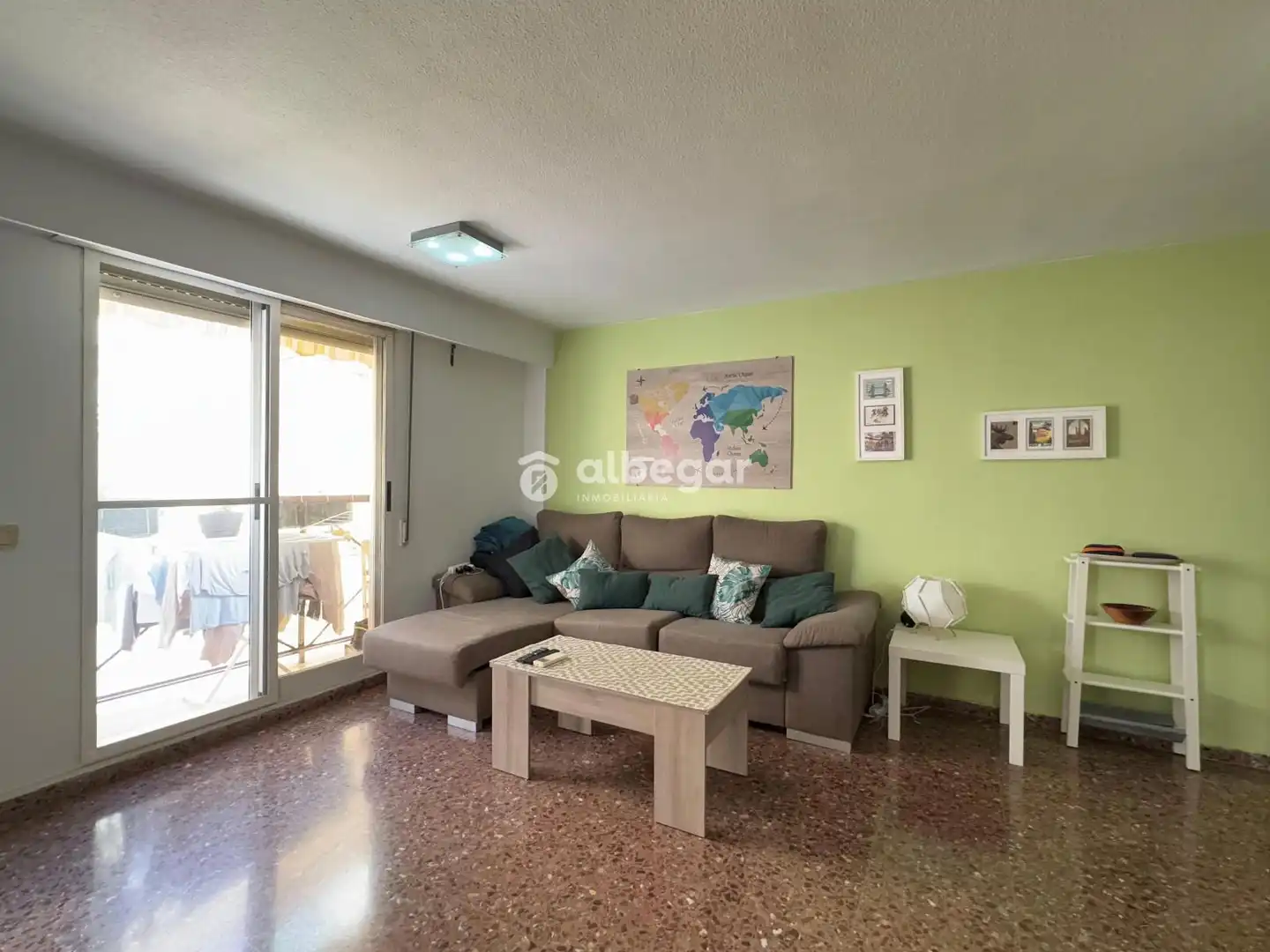 Living room of Flat for rent in Paterna  with Air Conditioner, Terrace and Furnished