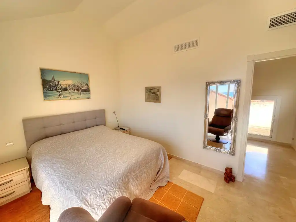 Schlafzimmer von Maisonette zum Verkauf in Torrox mit Klimaanlage, Heizung und Terrasse