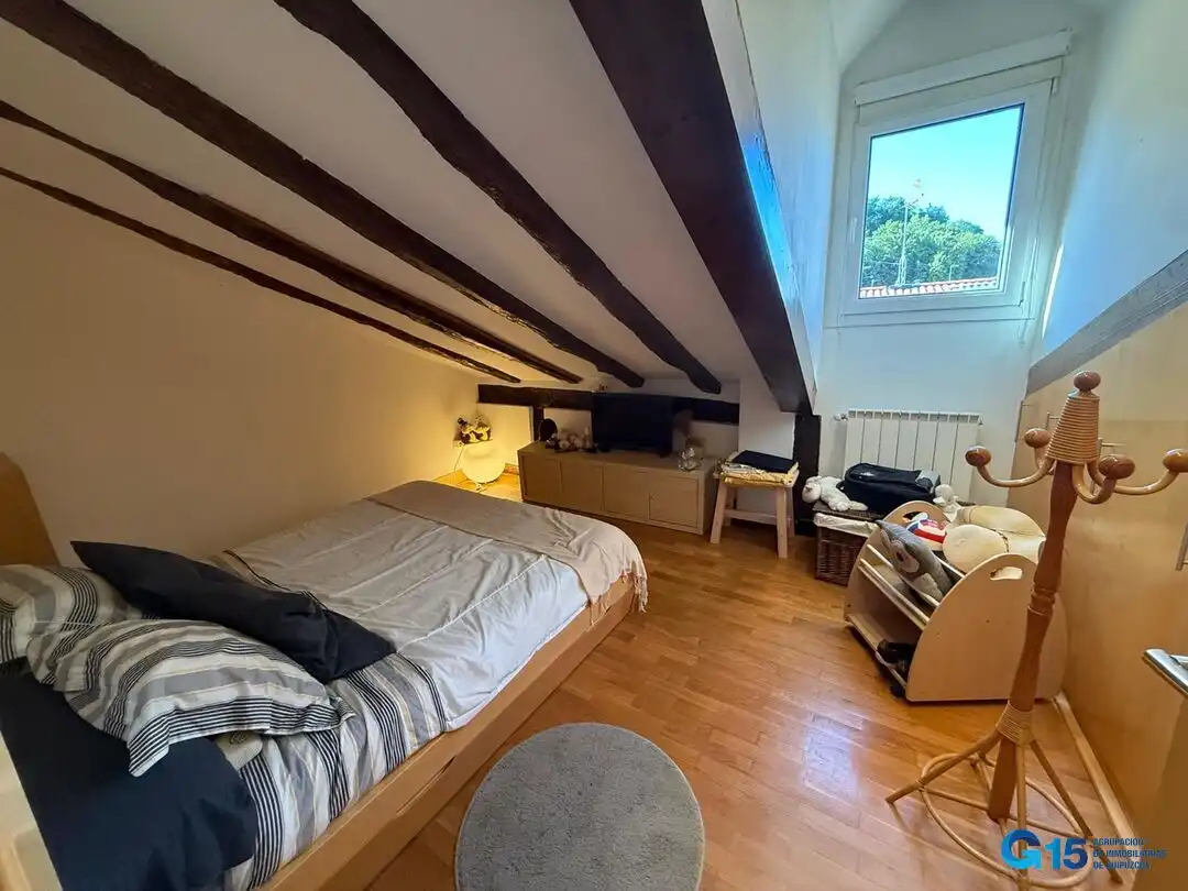 Habitación de Ático en venta en Donostia - San Sebastián  con Calefacción y Amueblado