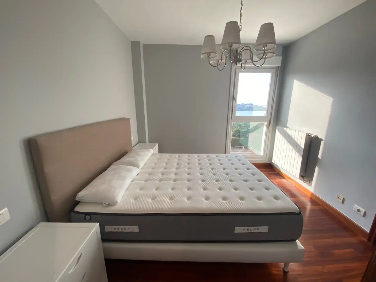 Habitación de Piso en venta en Castro-Urdiales con Calefacción, Trastero y Piscina