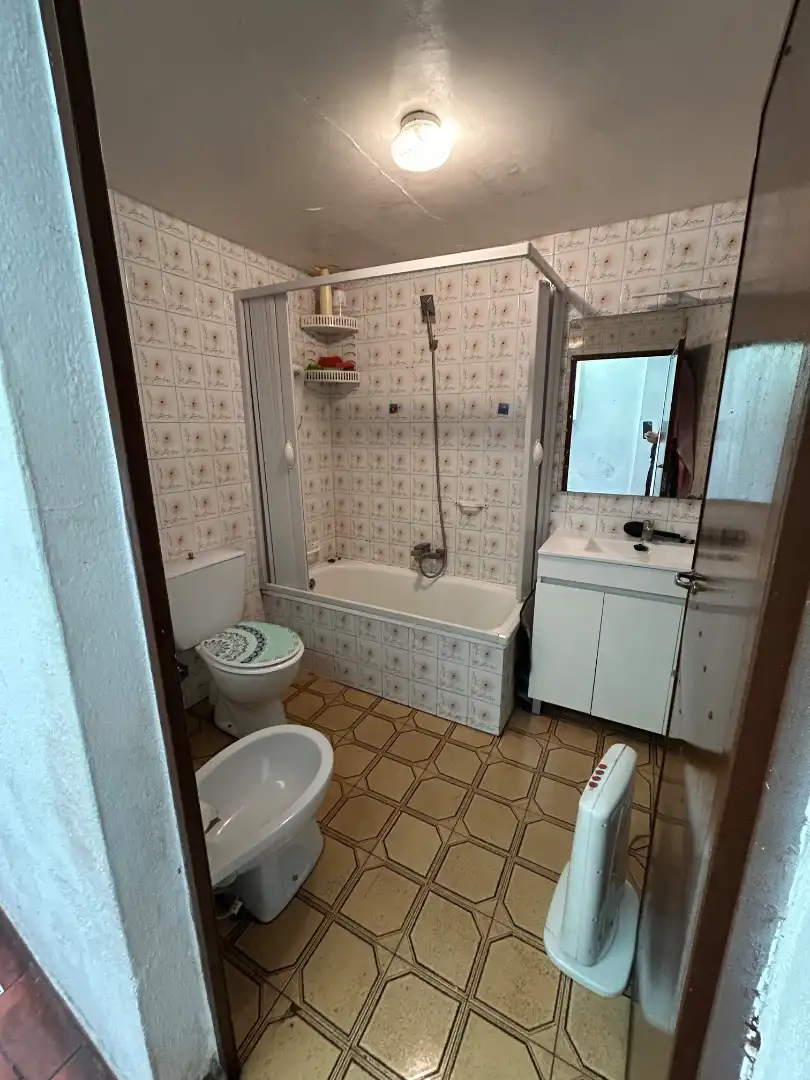 Bany de Casa o xalet en venda en Bodonal de la Sierra amb Terrassa, Traster i Moblat