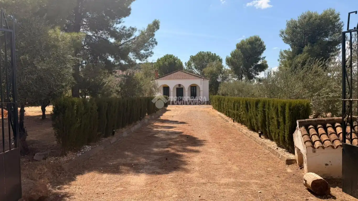 Casa rustica con piscina in vendita a EL ALGARROBO, imagen 2